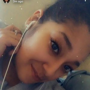 Meet your Posher, Edlissa